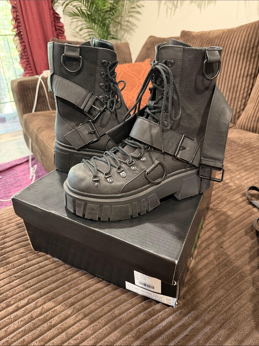 Dolls Kill Low Traitor Boots Black
